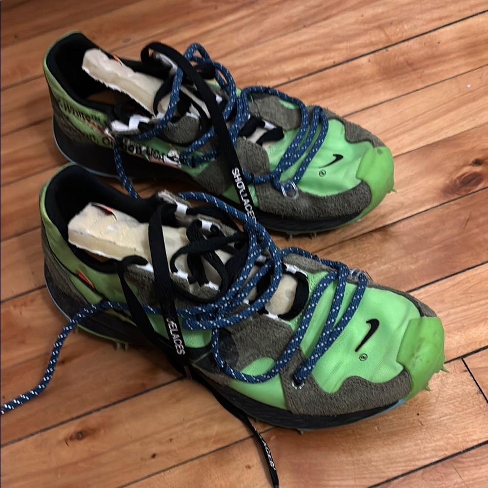 Nike OFF-WHITE Zoom Terra Kiger 5